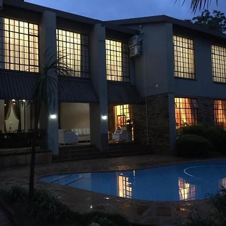 Sunset Manor Guest House Potchefstroom Esterno foto