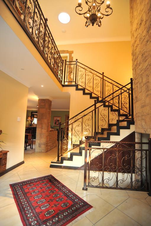 Sunset Manor Guest House Potchefstroom Esterno foto