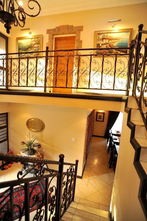 Sunset Manor Guest House Potchefstroom Esterno foto