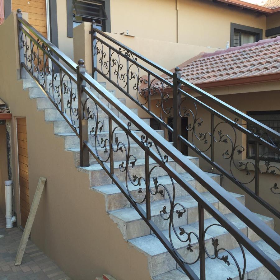 Sunset Manor Guest House Potchefstroom Esterno foto